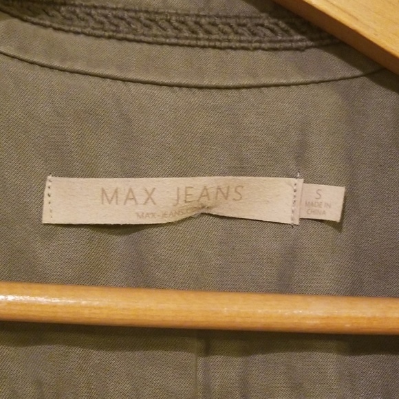 Max Jean's hunter green blazer - Picture 2 of 5